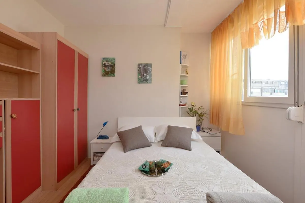Apartman Vanessa Zadar Apartamento